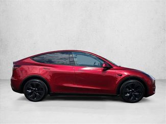 Used 2024 Tesla Model Y Long Range AWD/4WD video 4