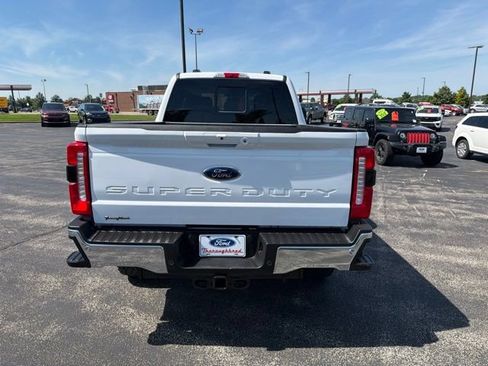 Used 2024 Ford F250 Lariat AWD/4WD image 4