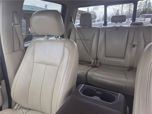 Used 2020 Ford F150 Lariat w/ Equipment Group 501A Mid image 26