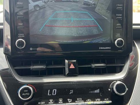 Used 2022 Toyota Corolla LE FWD image 10