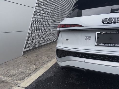 New 2026 Audi Q3 quattro 2.0T image 14