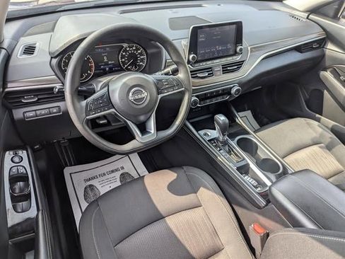 Used 2023 Nissan Altima 2.5 SV FWD image 22