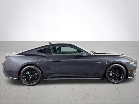 Used 2024 Ford Mustang GT image 5