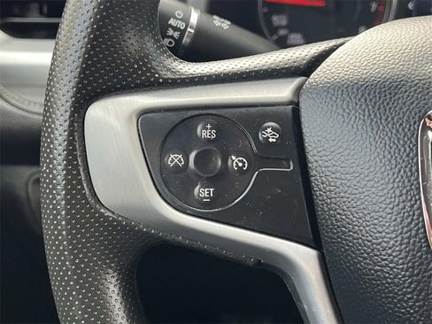 Used 2023 GMC Acadia SLE w/ Driver Convenience Package image 25