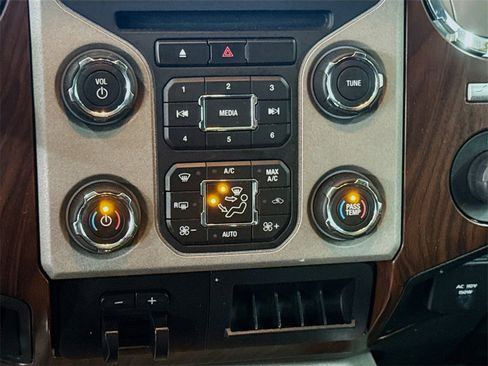 Used 2015 Ford F350 Lariat w/ Lariat Ultimate Package image 18