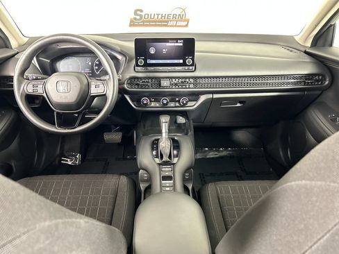 Used 2025 Honda HR-V LX image 17