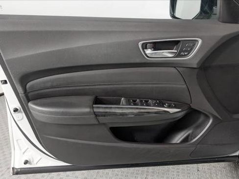 Used 2020 Acura TLX image 13