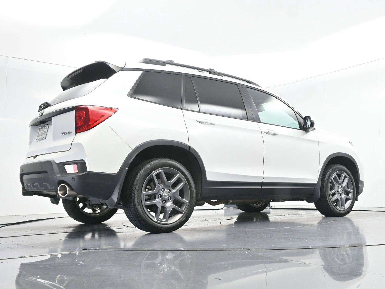 Used 2023 Honda Passport EX-L image 47