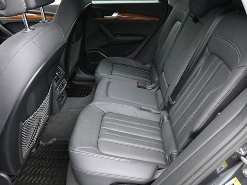 Used 2022 Audi Q5 2.0T Premium Plus AWD/4WD image 11