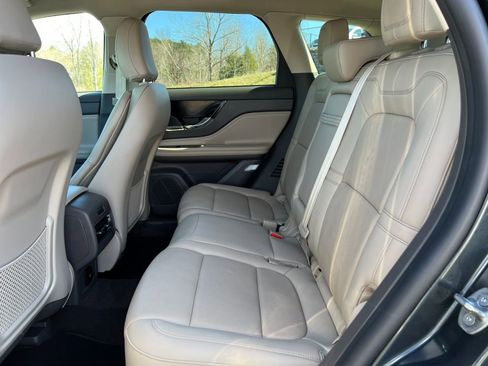 Used 2022 Lincoln Corsair Reserve w/ Equipment Group 201A image 5