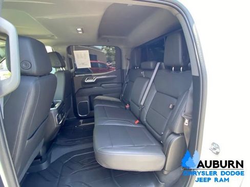 Used 2025 Chevrolet Silverado 1500 LTZ w/ Technology Package AWD/4WD image 24