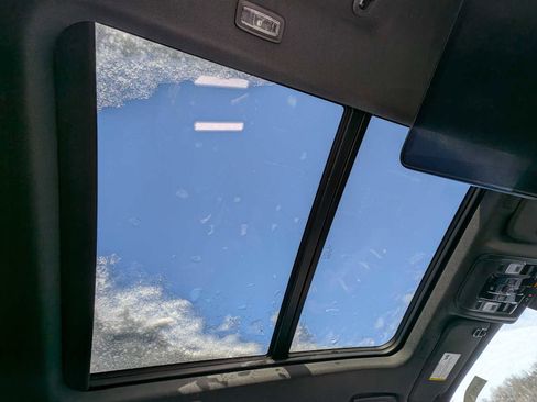 New 2026 GMC Yukon XL Elevation w/ Elevation Premium Package image 12