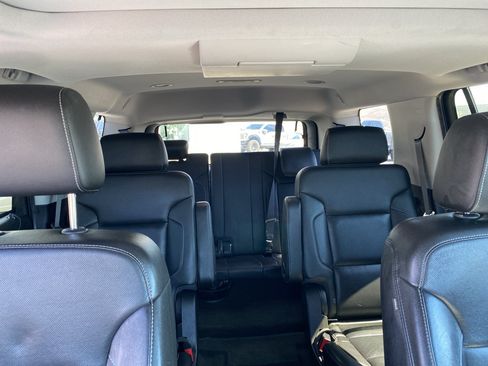 Used 2018 Chevrolet Tahoe Premier AWD/4WD image 23