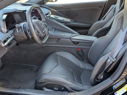 Certified 2025 Chevrolet Corvette Stingray Coupe w/ 1LT image 18