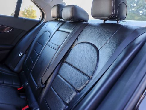 Used 2018 Mercedes-Benz C 300 4MATIC Sedan image 25