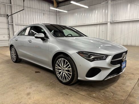 Used 2025 Mercedes-Benz CLA 250 image 2