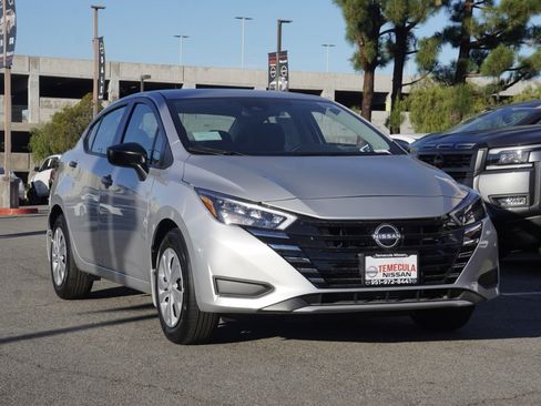 New 2025 Nissan Versa S image 2