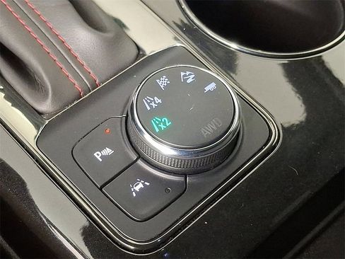 Used 2023 Chevrolet Blazer RS w/ Enhanced Convenience Package image 24