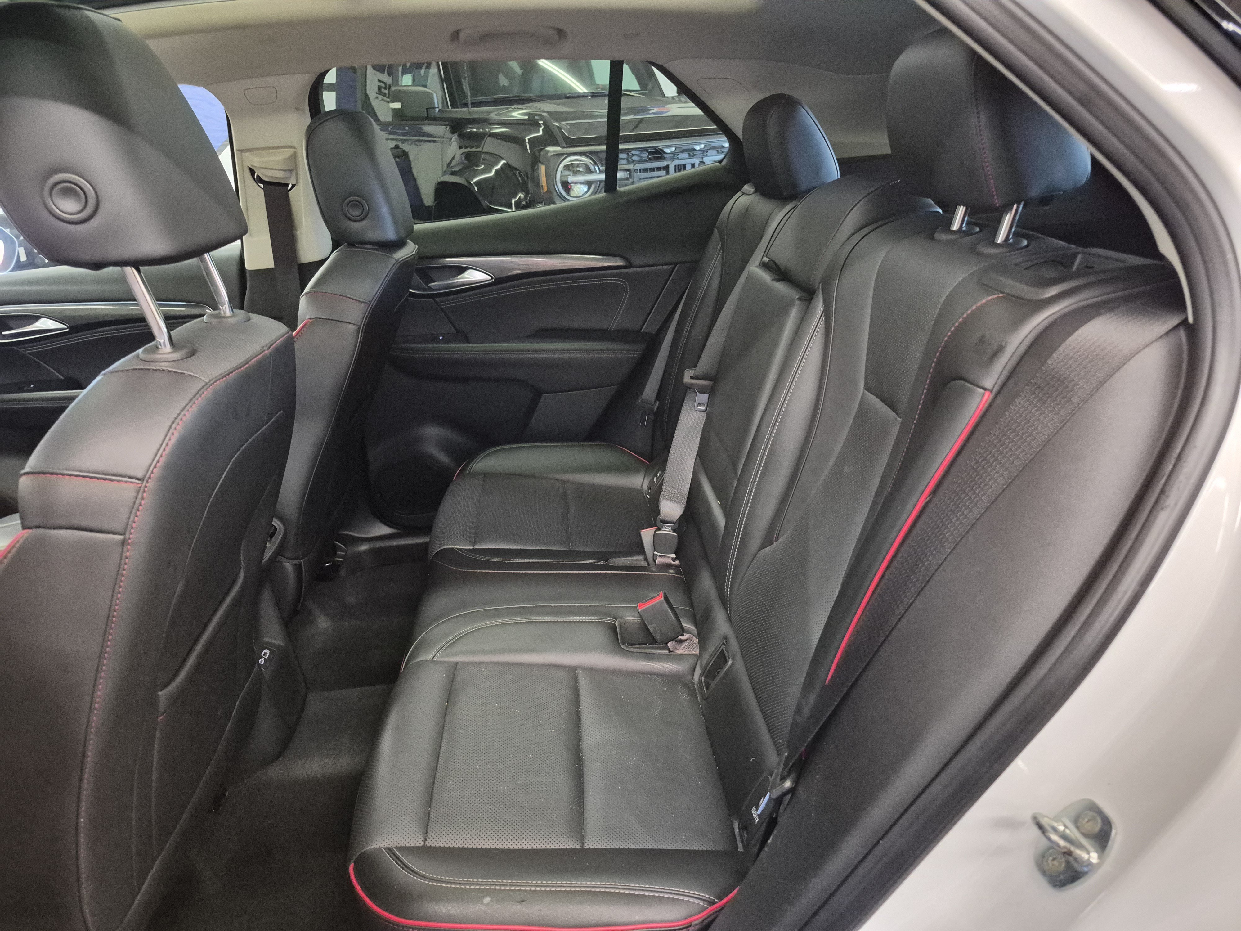 Used 2023 Buick Envision Essence w/ Sport Touring Package FWD image 17