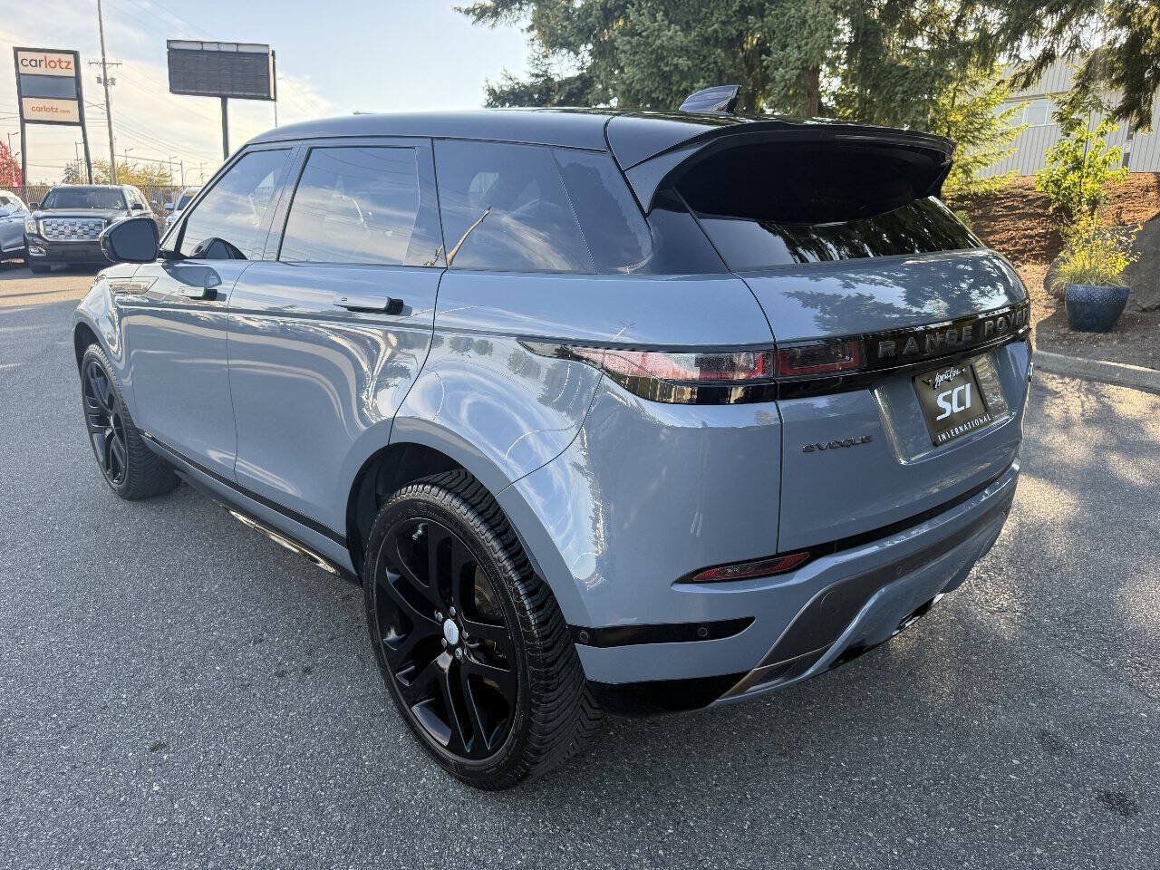 Used 2020 Land Rover Range Rover Evoque First Edition AWD/4WD image 3