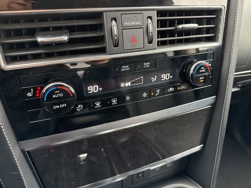 Used 2024 INFINITI QX80 Luxe image 10