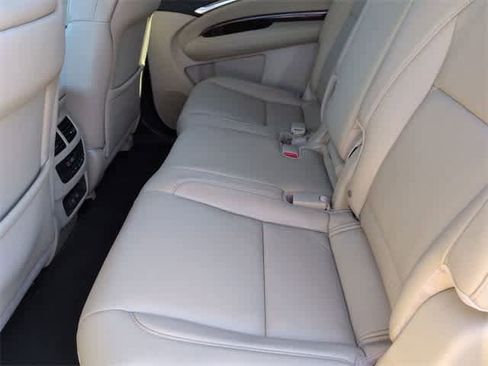 Used 2017 Acura MDX FWD image 21