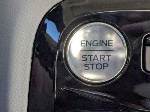 New 2026 Ford Escape SE w/ PHEV Premium Package image 32