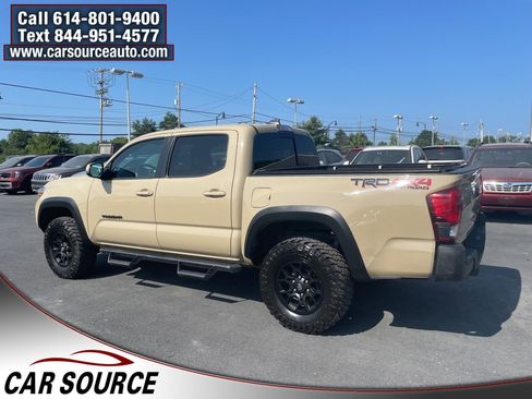 Used 2019 Toyota Tacoma TRD Off-Road image 5