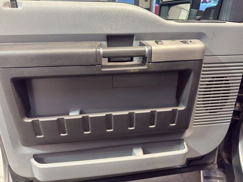 Used 2016 Ford F350 XLT image 13