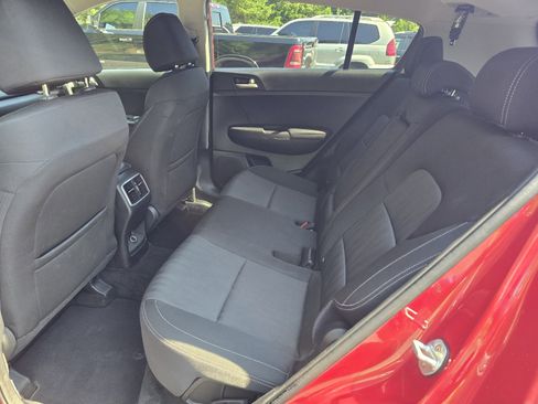 Used 2019 Kia Sportage LX AWD/4WD image 10