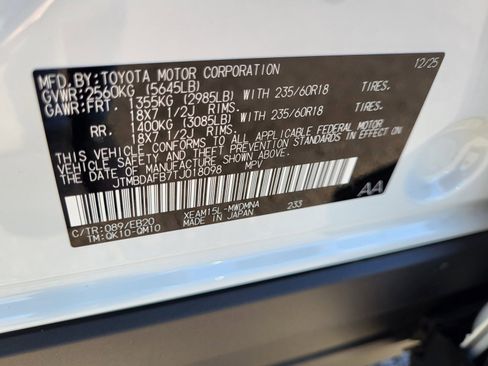 Used 2026 Toyota bZ XLE image 25