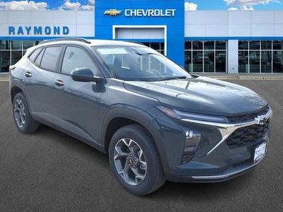 New 2026 Chevrolet Trax LT w/ LPO, Blackout Package