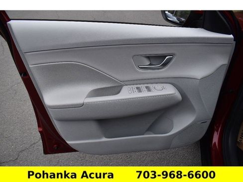 Used 2024 Hyundai Kona Limited image 25