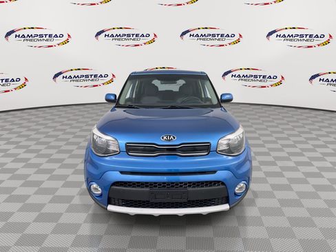 Used 2019 Kia Soul + image 3