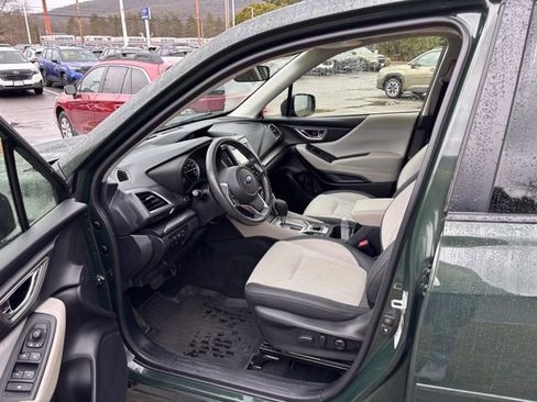 Used 2024 Subaru Forester Premium image 20