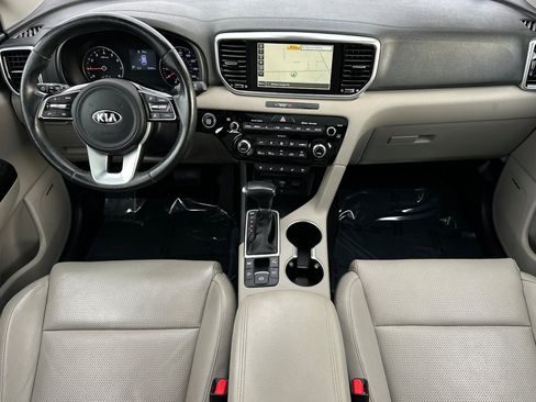 Used 2020 Kia Sportage EX w/ EX Technology Package image 16