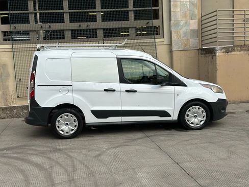 Used 2014 Ford Transit Connect XL image 2