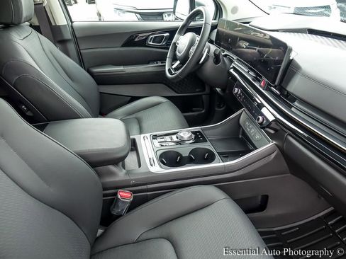 Used 2026 Kia Carnival SX Prestige FWD image 28