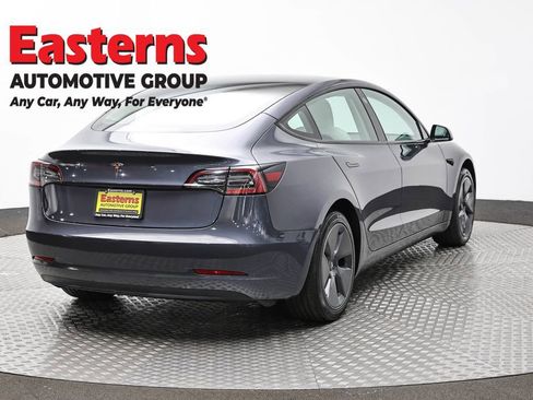 Used 2023 Tesla Model 3 Standard Range image 5