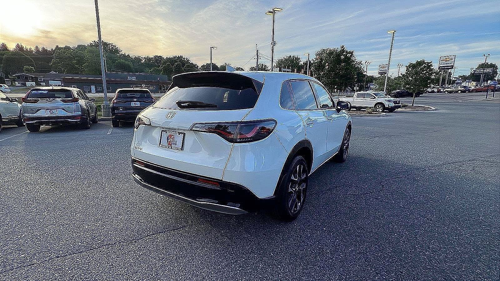 New 2027 Honda HR-V EX-L image 4