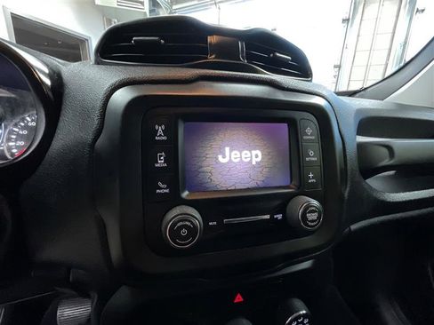 Used 2020 Jeep Renegade Sport w/ Sport Appearance Group FWD image 15
