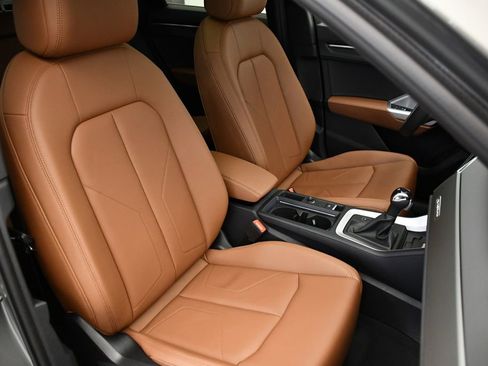 Used 2025 Audi Q3 2.0T Premium w/ Convenience Package image 49