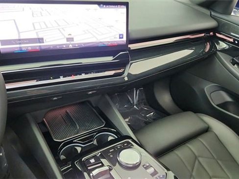 Used 2026 BMW 530i image 42