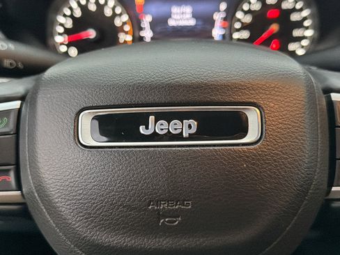 Used 2022 Jeep Compass Latitude w/ Sun and Sound Group image 25