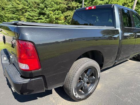 Used 2016 RAM 1500 Express w/ Black Ram 1500 Express Group AWD/4WD image 17