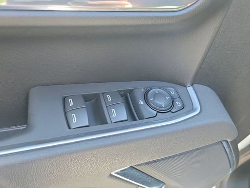 Used 2025 GMC Sierra 1500 Elevation AWD/4WD image 15