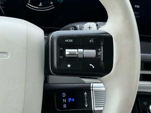 Used 2025 Hyundai Santa Fe SEL FWD image 22
