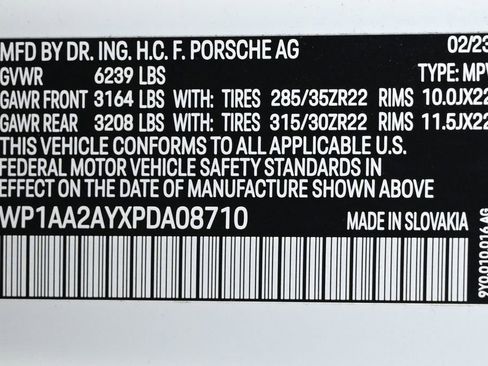 Certified 2023 Porsche Cayenne AWD/4WD image 27