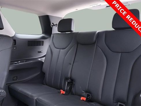 Used 2022 Hyundai Palisade SEL w/ Premium Package image 21