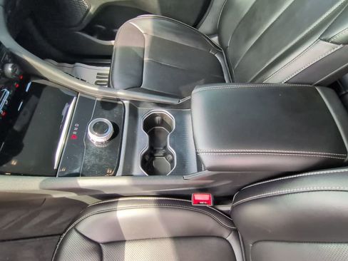 Used 2024 Jeep Grand Cherokee L Altitude AWD/4WD image 22